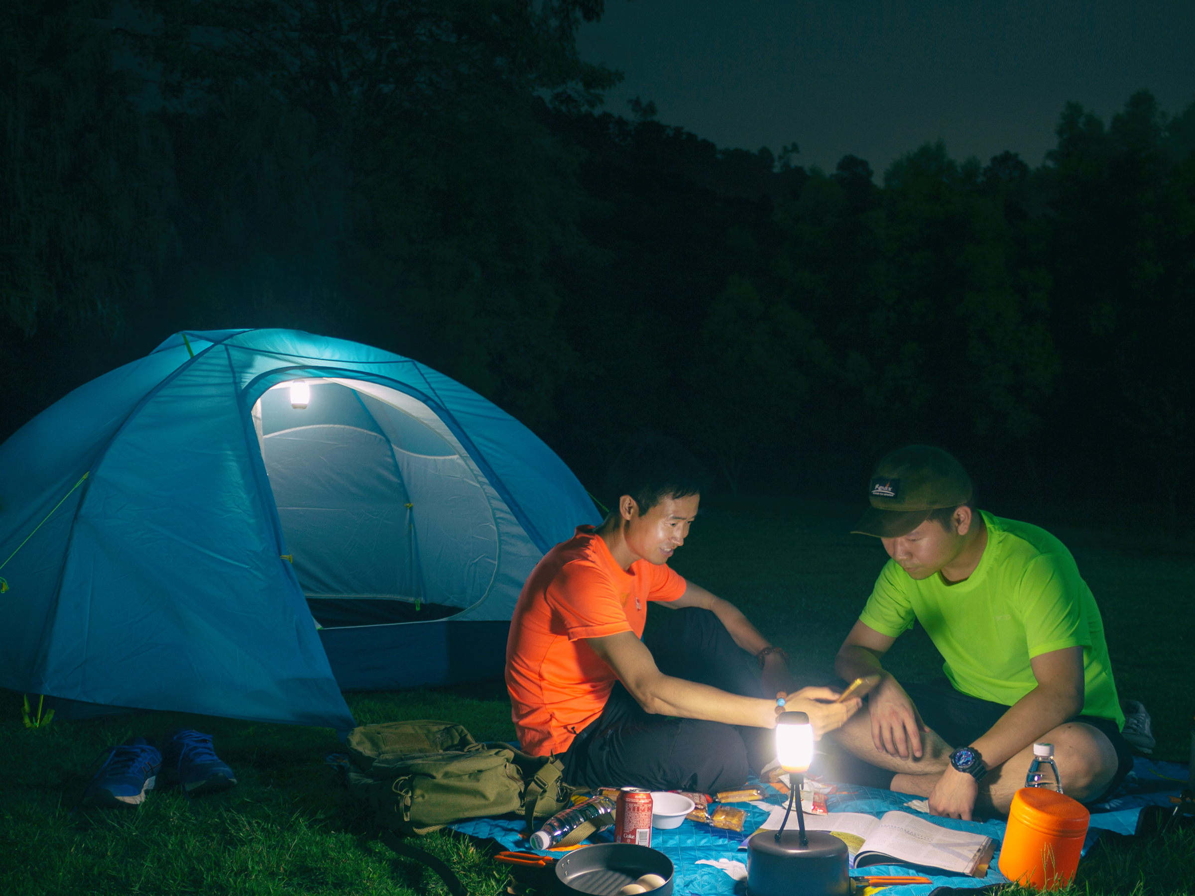 Lampa kempingowa Fenix CL26R zielona - obrazek 6