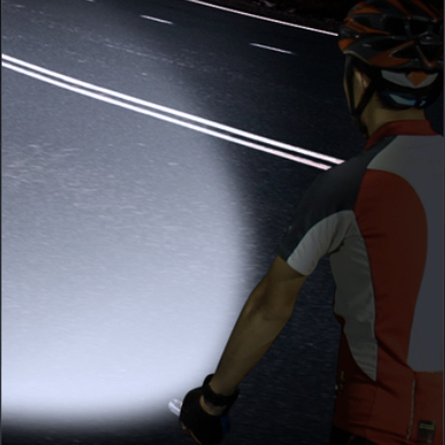 Lampa rowerowa Fenix BC21R V3.0 - obrazek 10