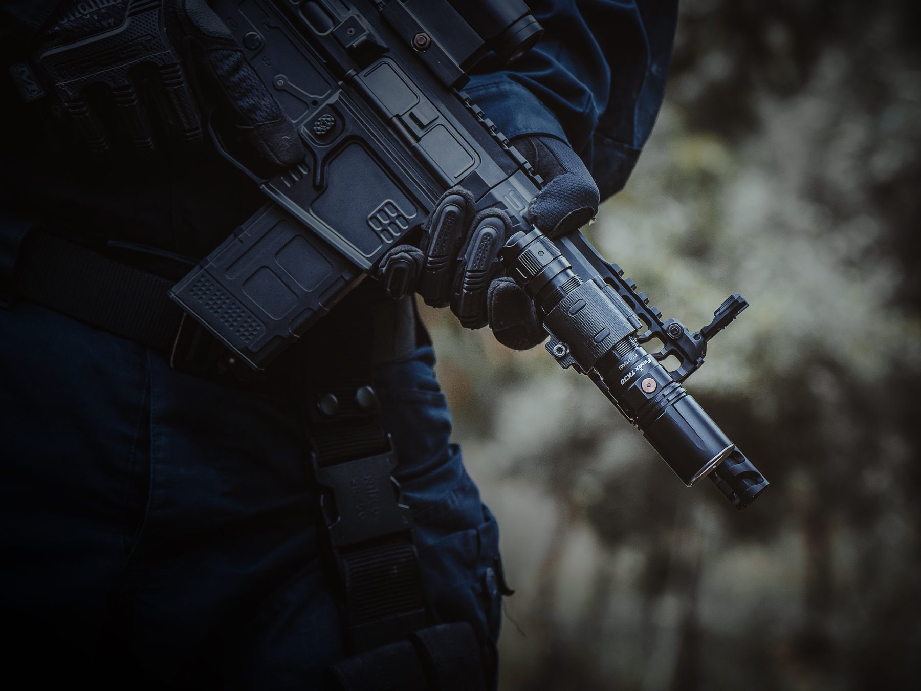 Latarka laserowa Fenix TK30 - obrazek 13