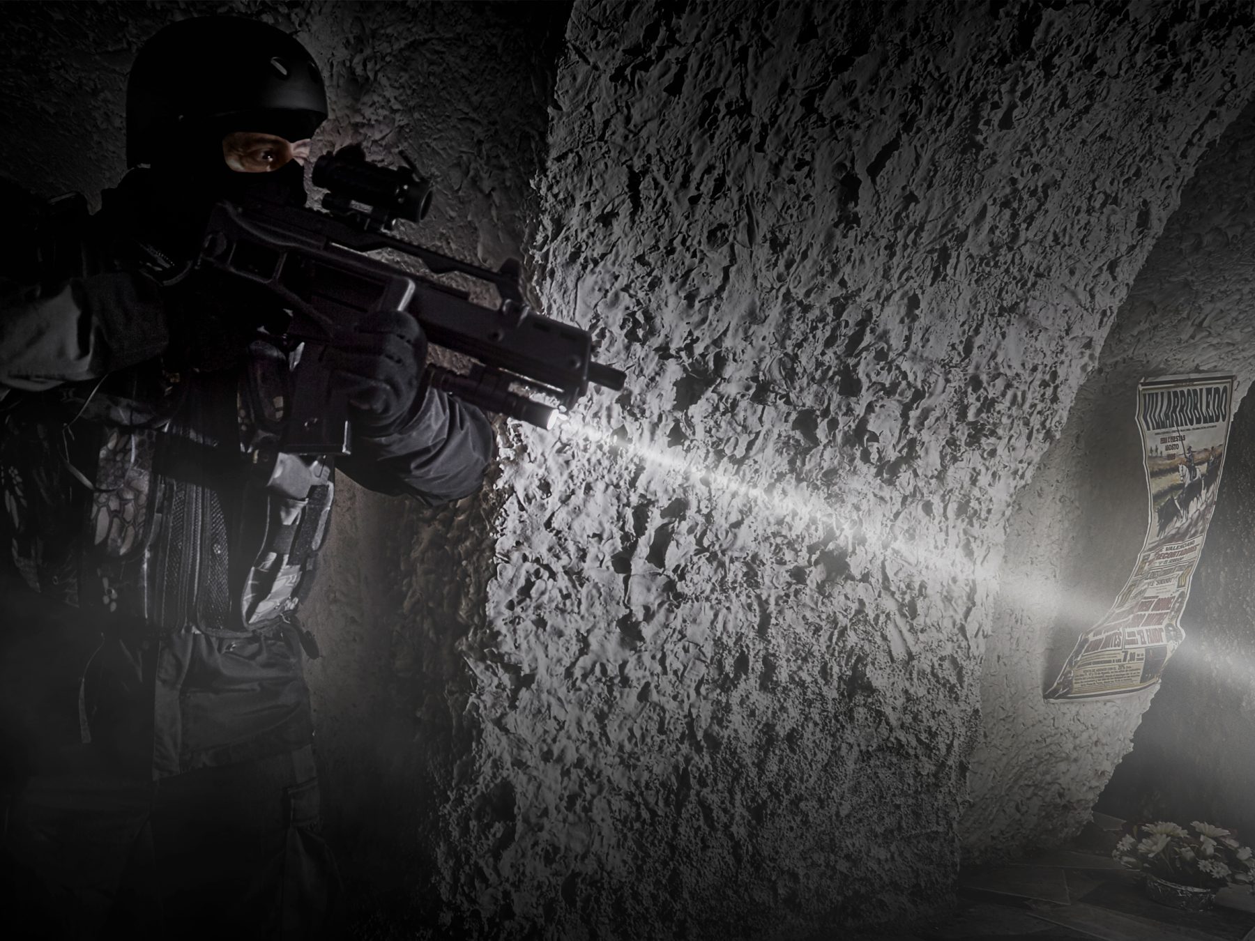 Latarka laserowa Fenix TK30 - obrazek 16