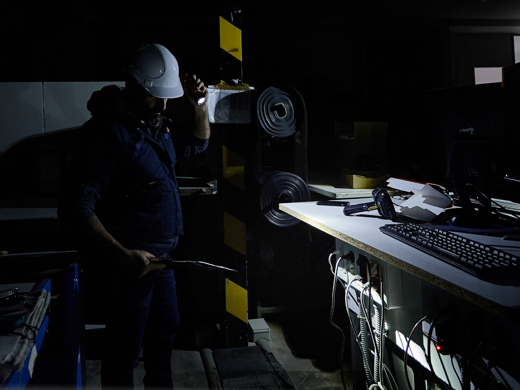 Latarka strażacka LED Fenix WF11E - obrazek 16