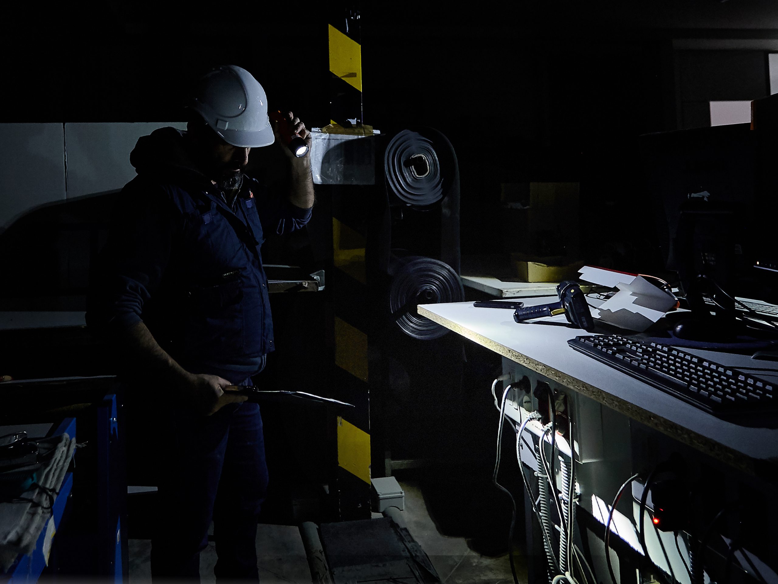 Latarka strażacka LED Fenix WF11E - obrazek 16