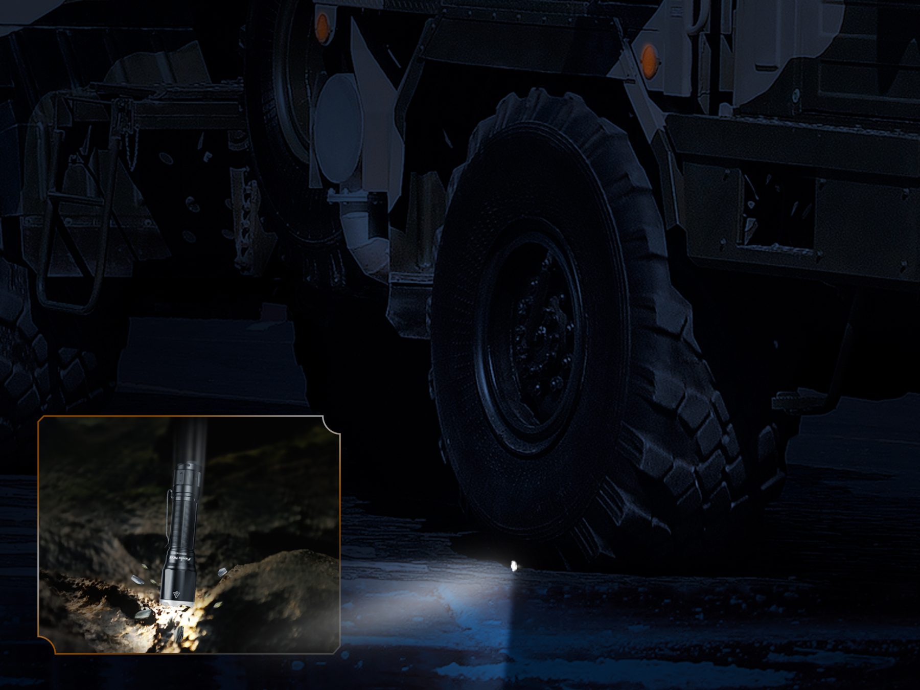 Latarka taktyczna LED Fenix TK16 V2.0 czarna - obrazek 18