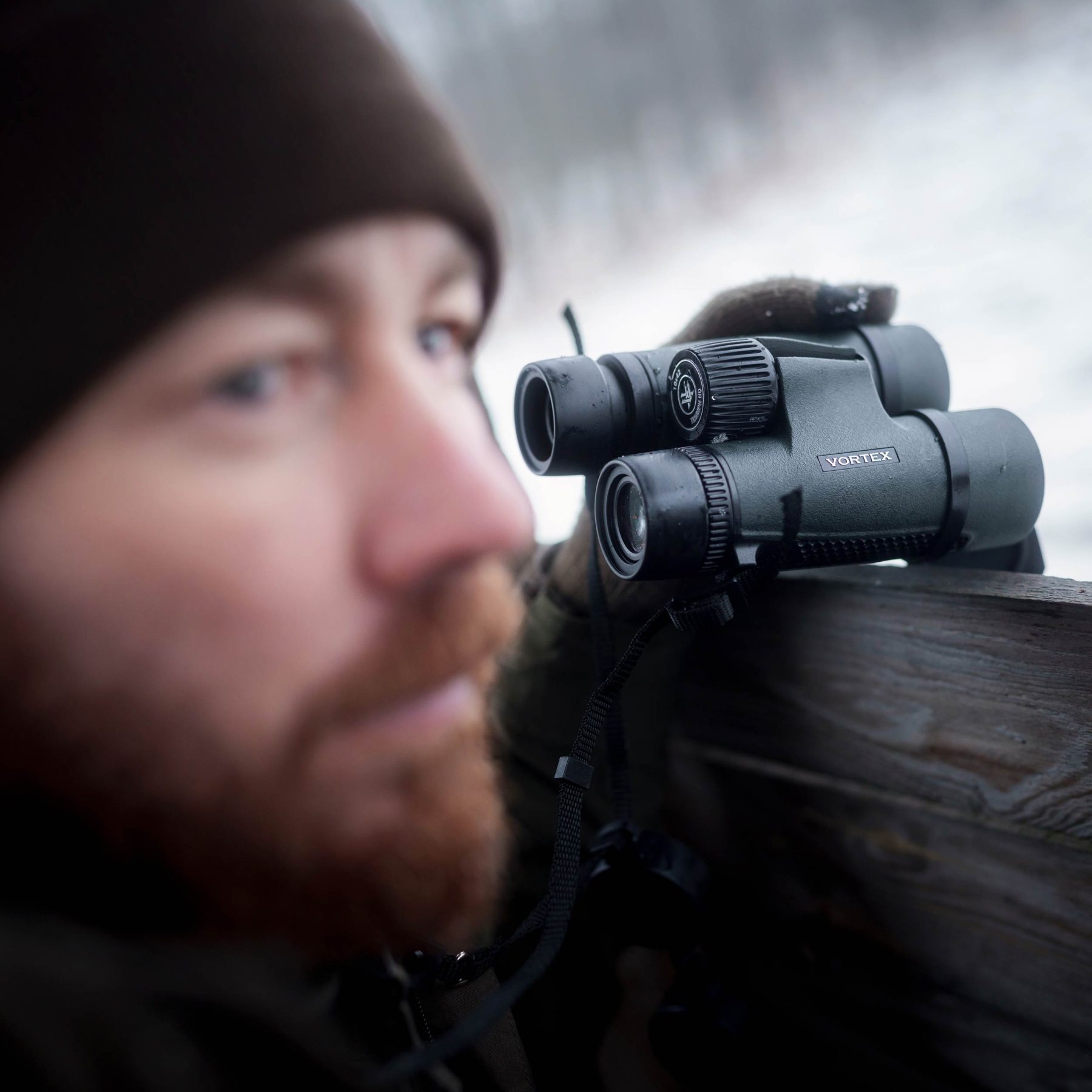 Lornetka Vortex Triumph HD 10x42 - obrazek 19